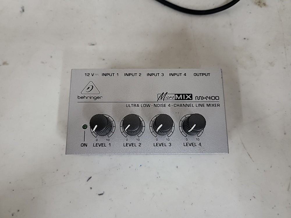 Behringer HA400