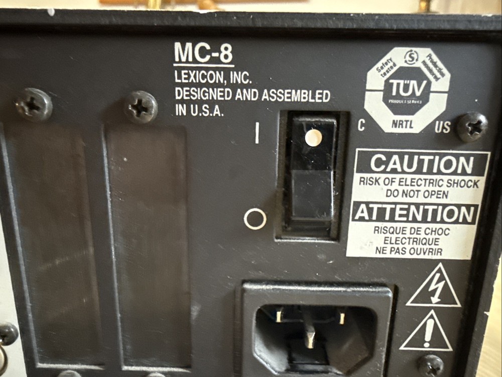 Lexicon MC-8 Digital Theater Controller - Black/silver
