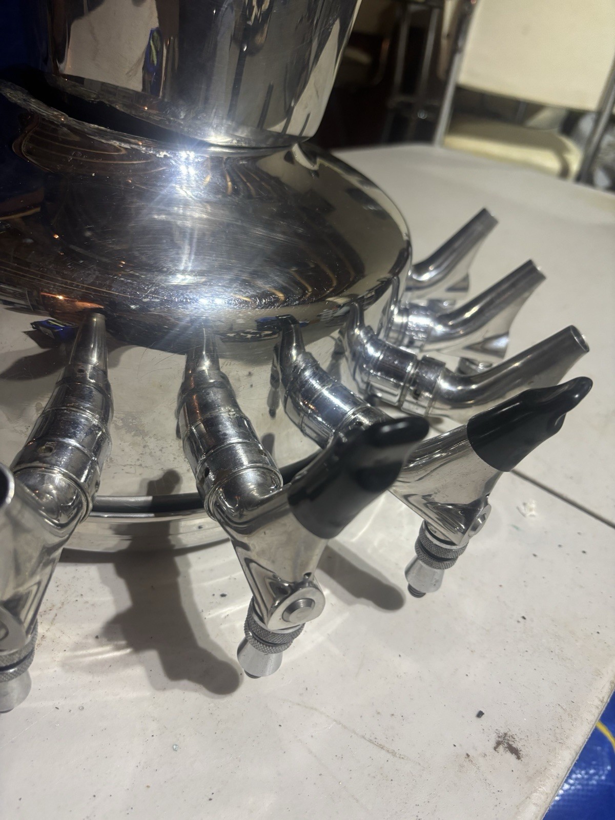 Mushroom Head 6 Tap Draft Beer Tower