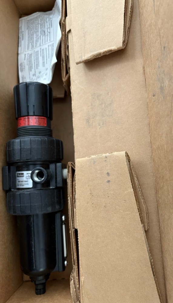 NEW PARKER 06E14A13AC FILTER /REGULATOR