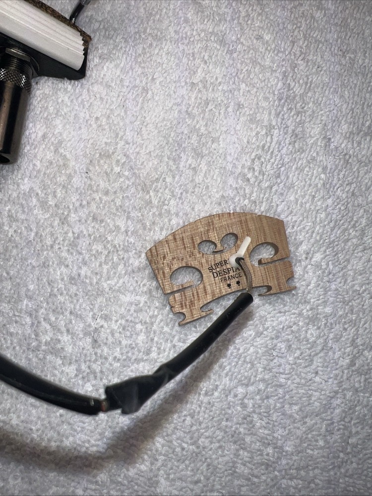 LR Baggs Violin Bridge Pickup System With Jack