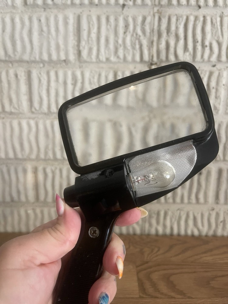 BAUSCH & LOMB Optical Lighted Magnifier Glass Rectangular Reader Hand Held Works