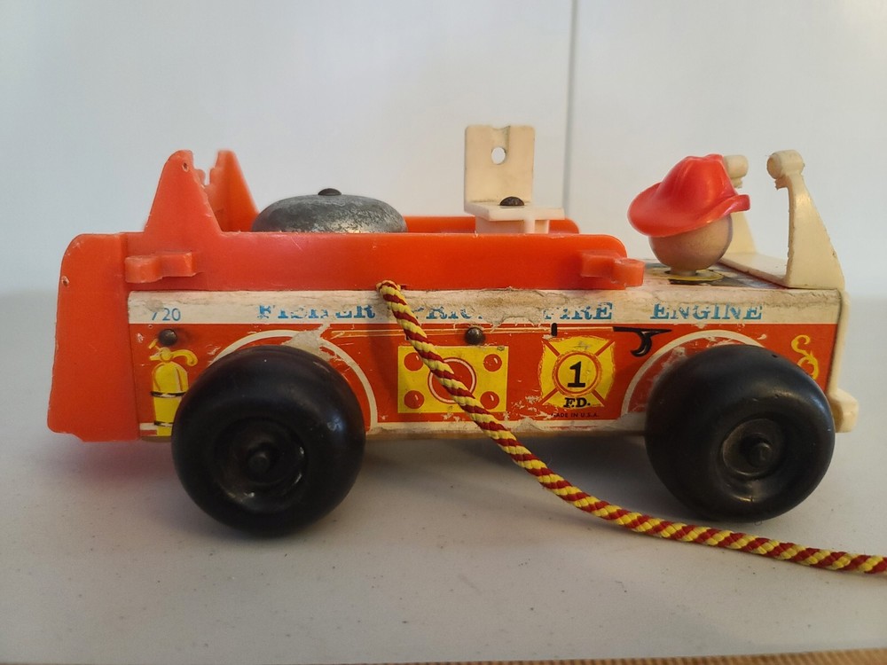 Vintage Fischer Price Pull Car