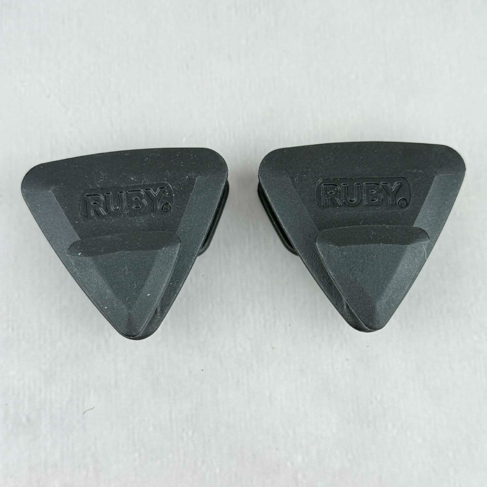 Ruby Tile Leveling Spacers Triangular - Lot of 7