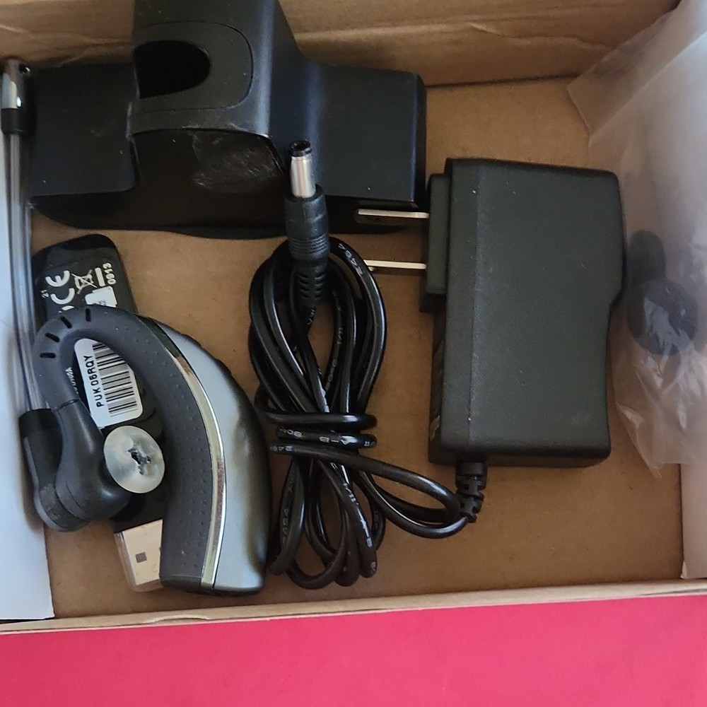 Plantronics W430A DECT Wireless Ear-hook Headset Black Silver Single Earpiece