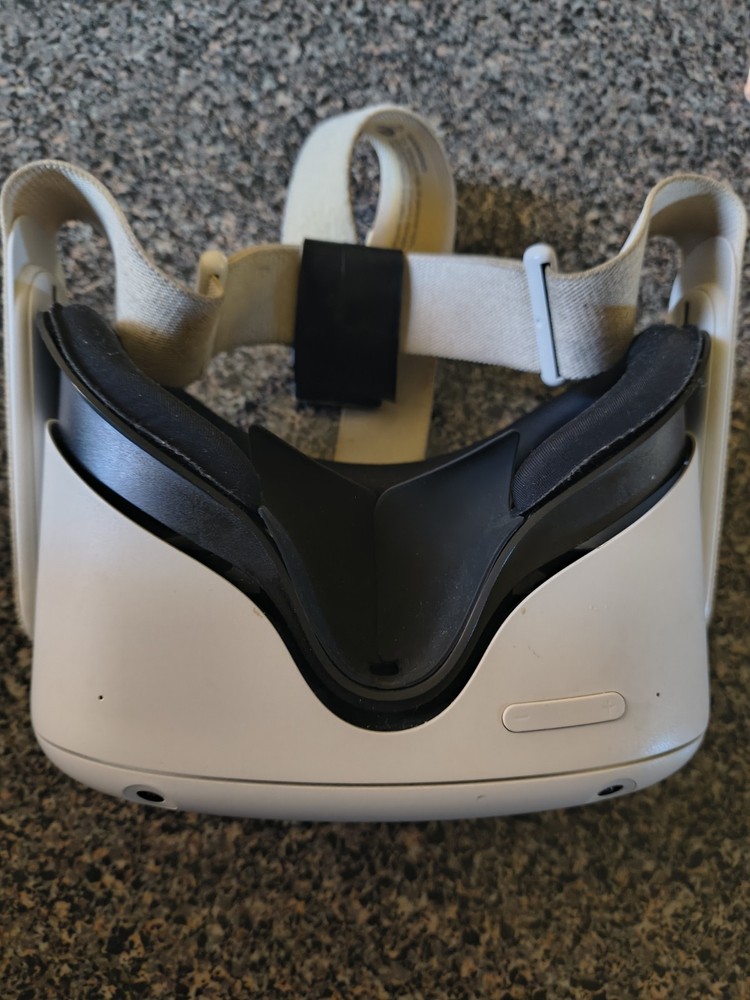 Oculus Meta Quest 2 VR Headset 128GB White Headset Only
