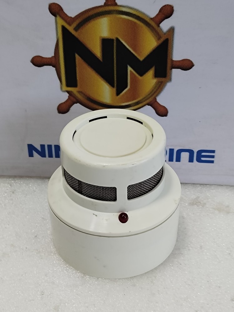 HEKATRON ORM 130AY SMOKE DETECTOR  5000508.160403 WITH BASE