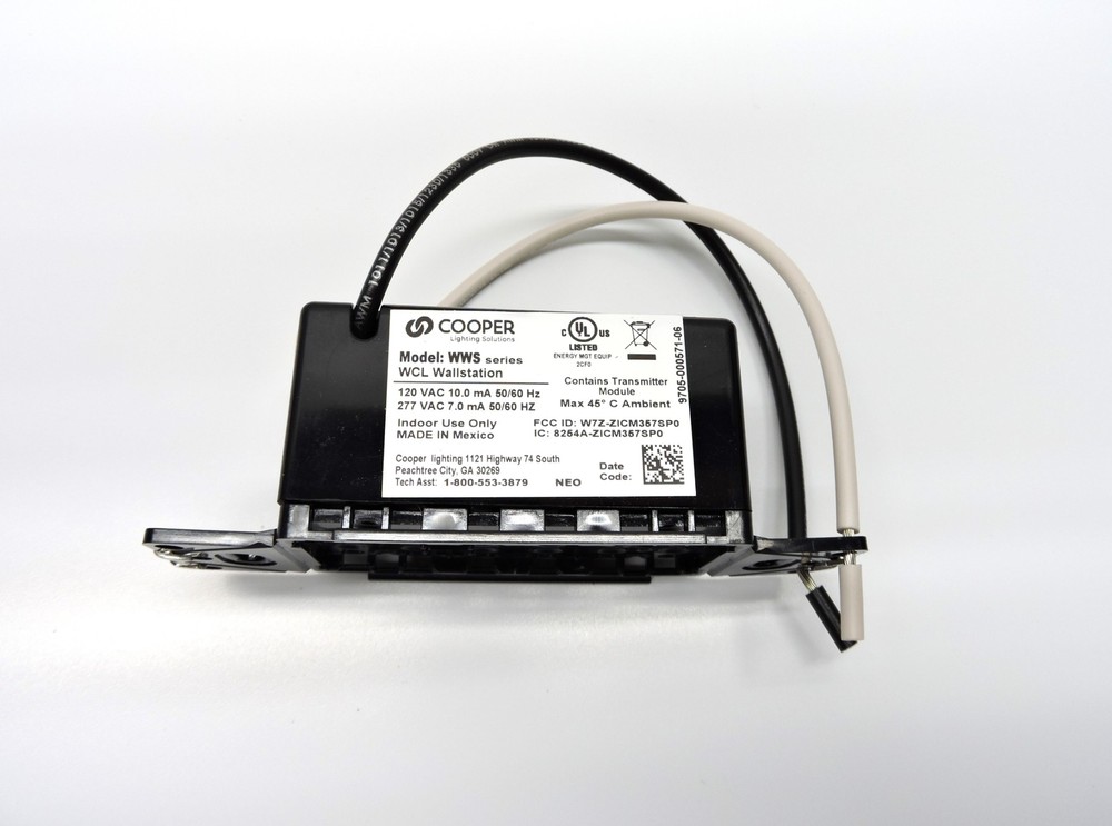 Cooper Lighting Solutions WWS Series WCL Wall Station Contains Transmitter Modul