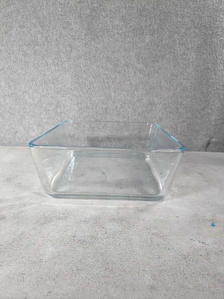 Pyrex Rectangular Food Storage Container Clear Glass 2.75Qt - No Lid