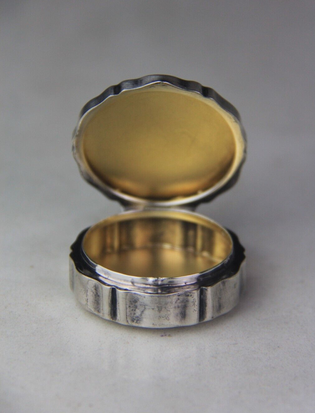 German 800 Silver Round Pill Box w/ Round Amethyst Cabochon & Seed Pearl on Lid