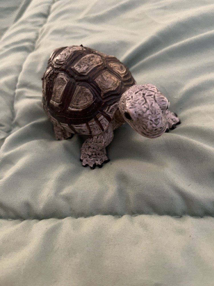 Turtle figurine 5”