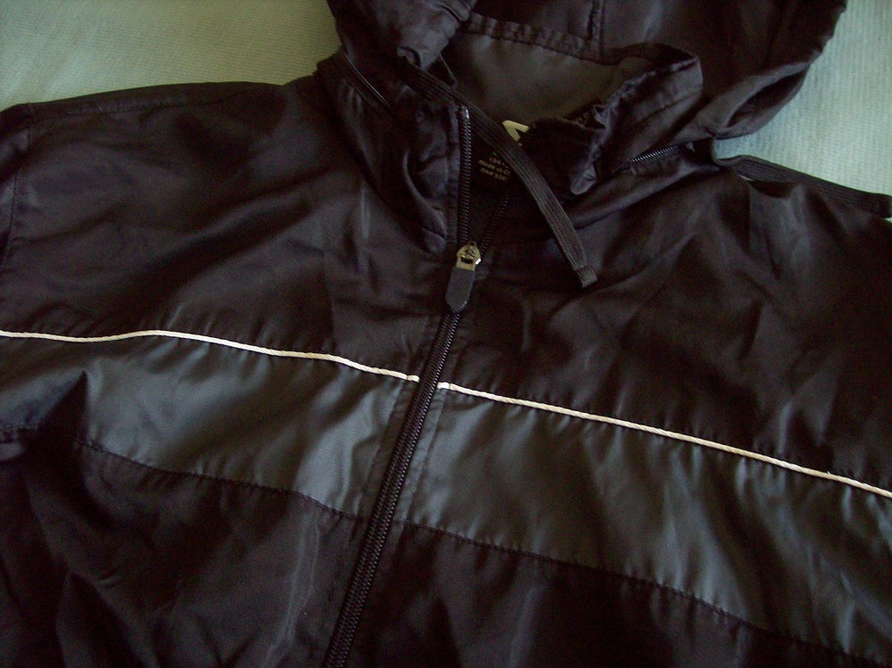RUGER FIREARMS LIGHTWEIGHT JACKET WINDBREAKER SMALL 34-36