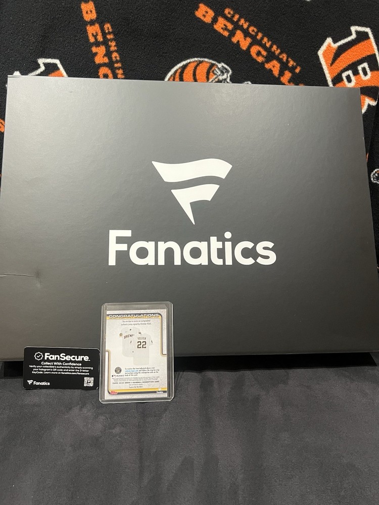 Fanatics Christian Yelich Authentic Jersey Autographed (Pulled)￼￼