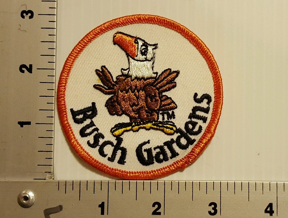 BUSCH GARDENS VINTAGE EMBROIDERED PATCH