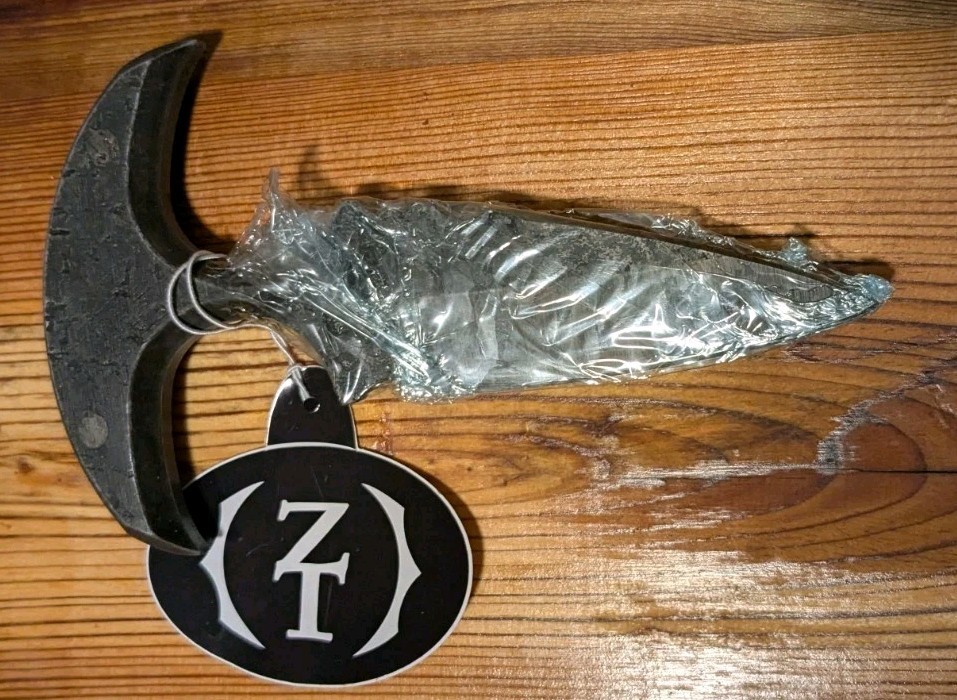 The Ace zombie tools retired blade knife / dagger