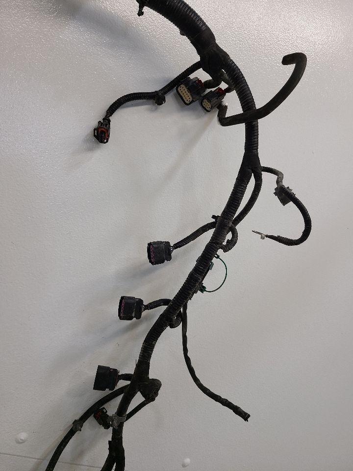 2013 CADILLAC XTS Engine Wire Harness