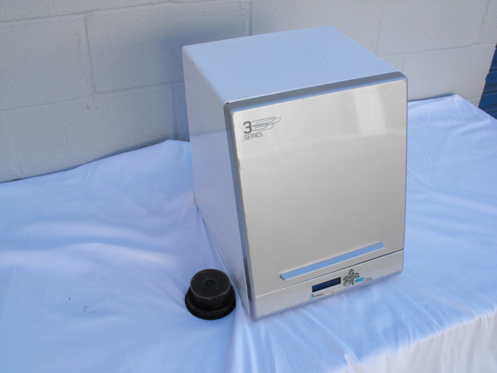 Dental Wings DW-3-90 Dental Scanner #2