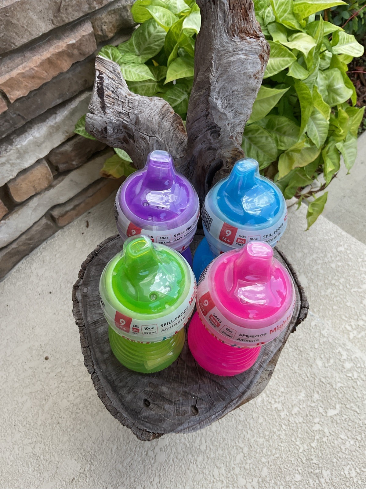 Munchkin Mighty Grip Soft Spout Spill Proof Cup, 10oz 9+months Lot of 4