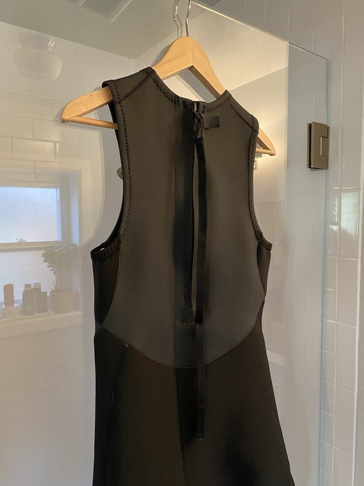 RipCurl wet suit - size MT