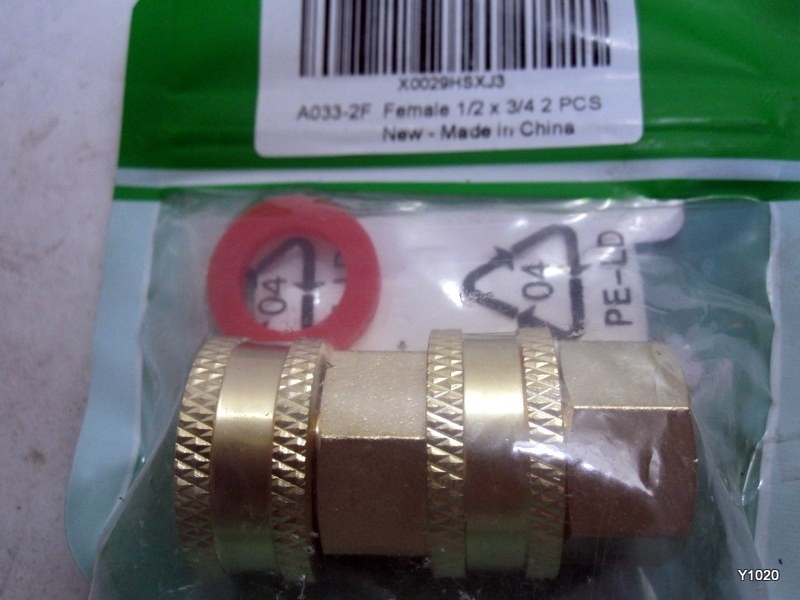 A033-2F Female 1/2 x 3/4 2 PCS