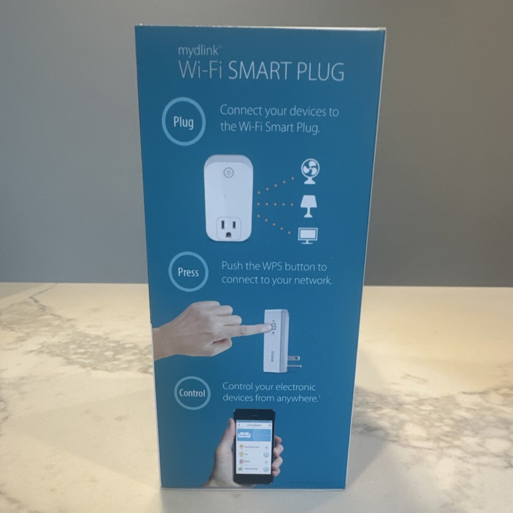 D-Link Wi-Fi Smart Plug DSP-W110 App-Controlled mydlink Scheduling White 125V