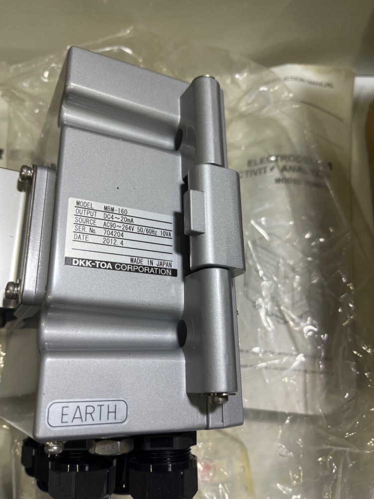 DKK-TOA MBM-160 electrodeless conductivity analyzer