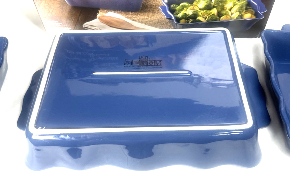 BAKEWARE 3 PC SET SCALLOPED EDGE (BLUE) NIB