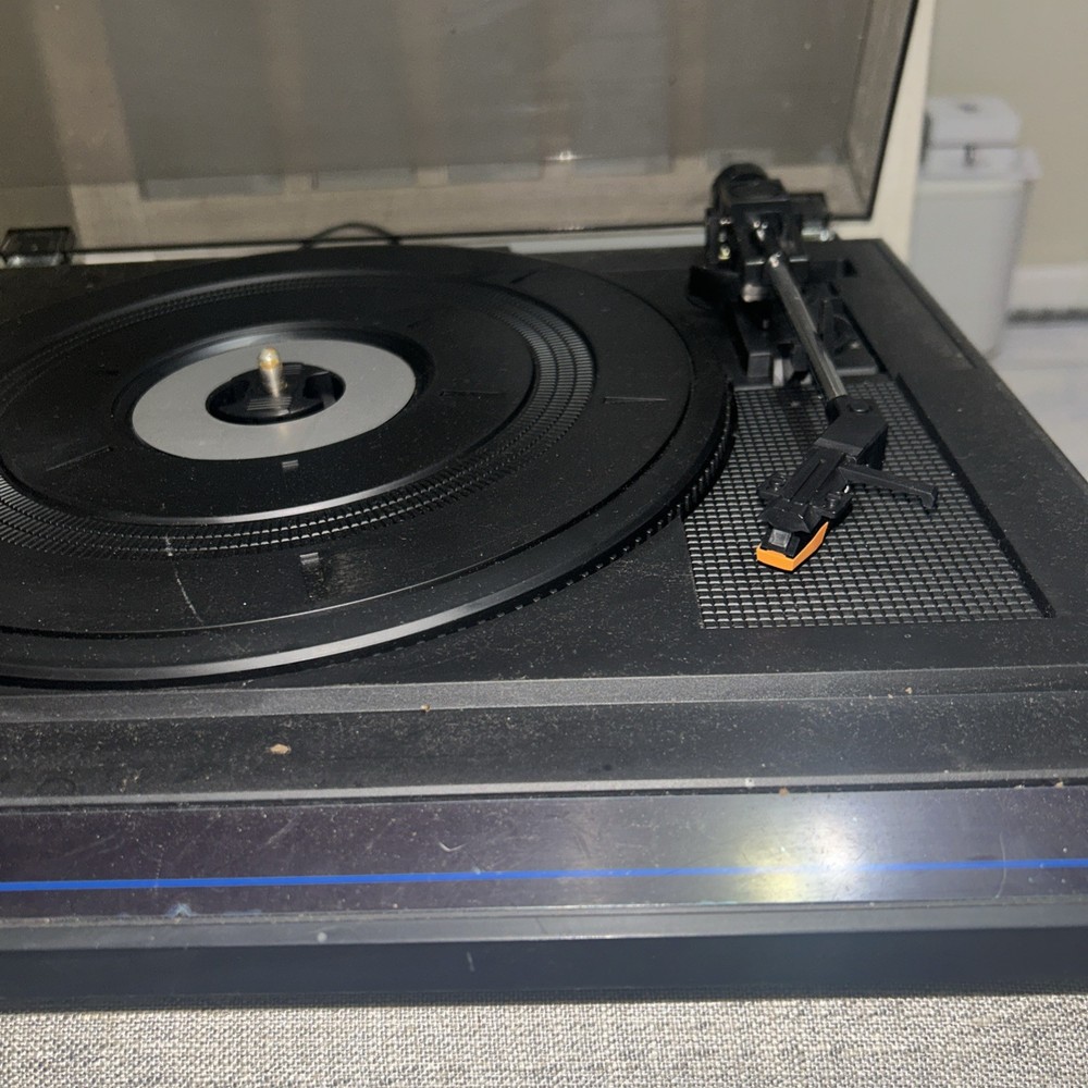 Realistic Direct Drive Automatic Turntable. U-1000