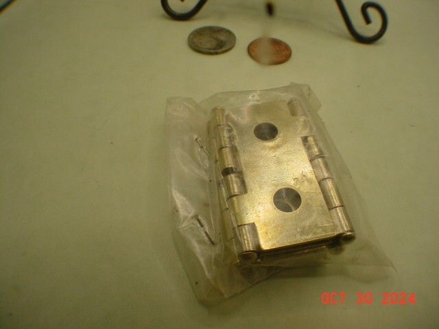 1 3/4"  x 1" Brass Butt Hinge with screws (12pcs.)