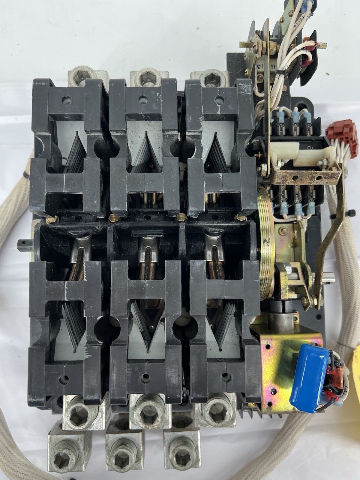 Asco 300 Series Automatic Transfer Switch, 3P, 22-35A, 3Ø, 480-600V, For Motors