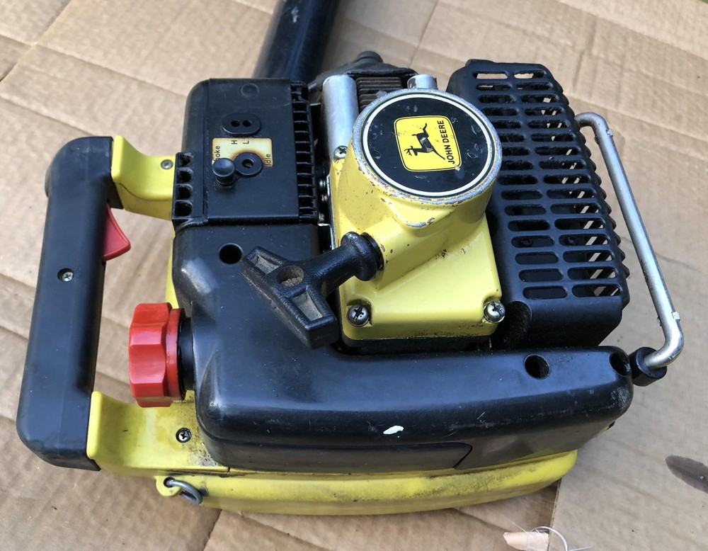 John Deere 2E Leaf Blower vintage