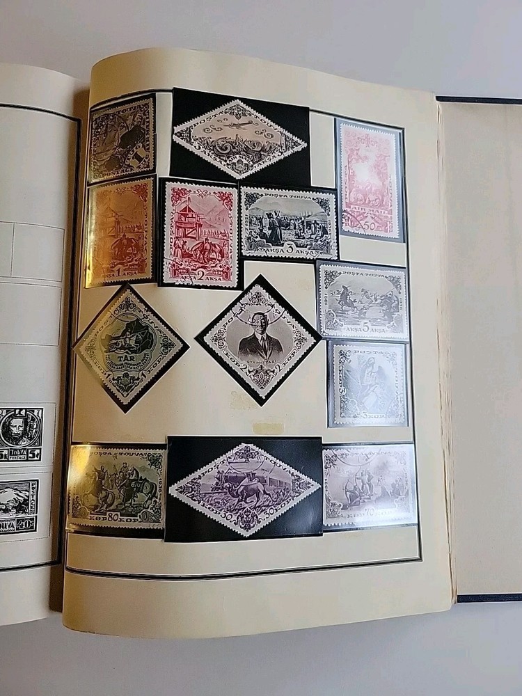 Modern Postage Stamp Album, Scott Publications 1946