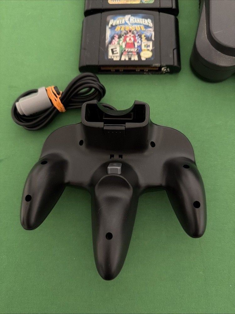 Nintendo N64 Console Bundle W/3 Games, 1 Controller All Cords Tested Working