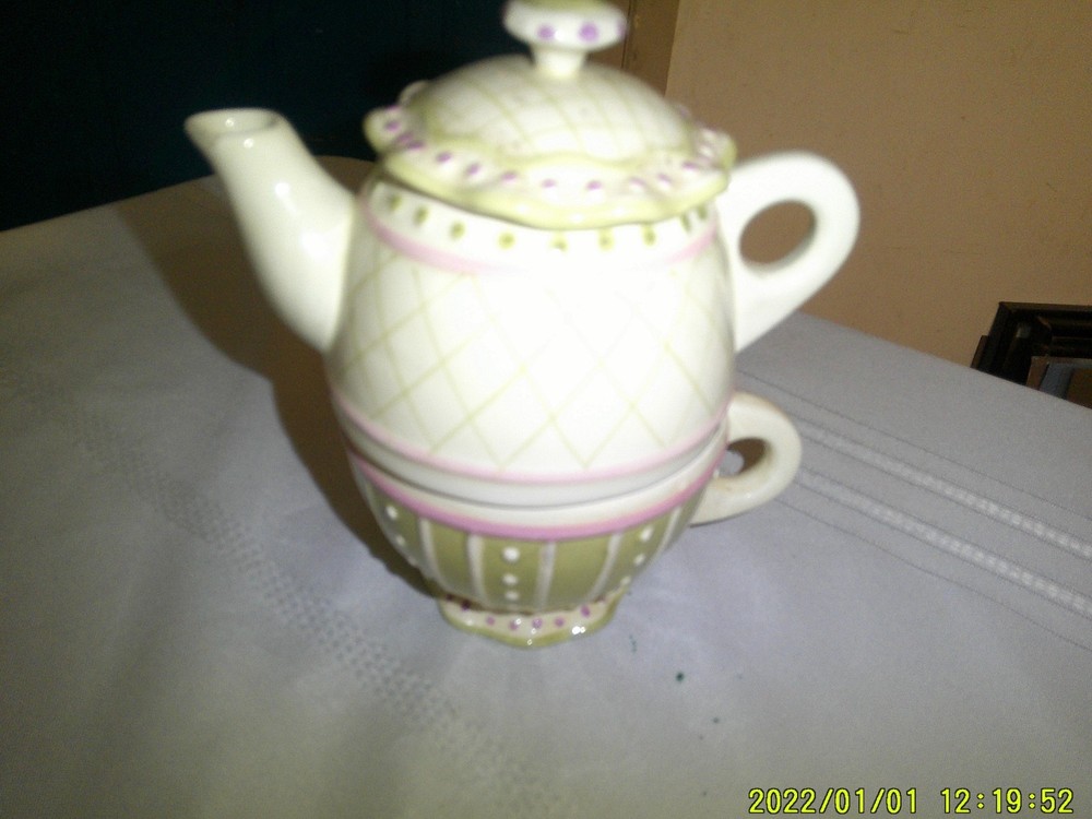 HOME & GARDEN EXCLUSIVE TEAPOT STACKABLE CUP PORCELAIN