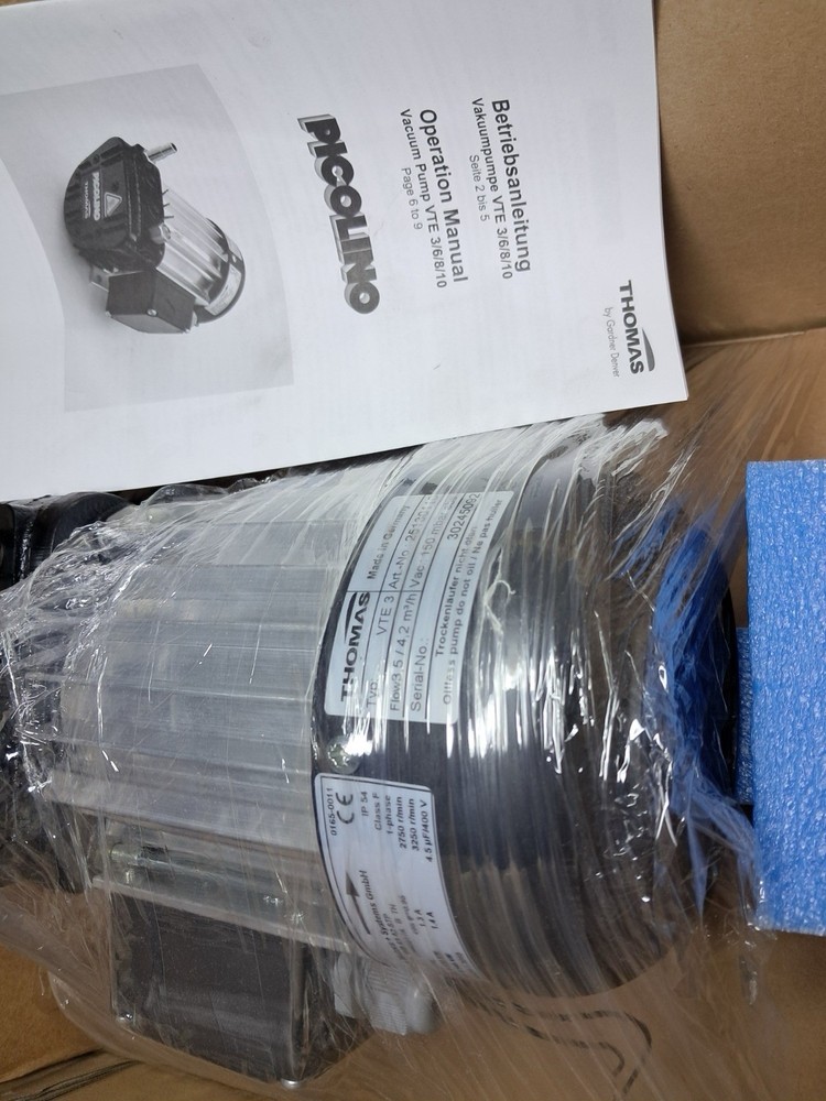 THOMAS VTE 3 Rotary Vane Vacuum Pump