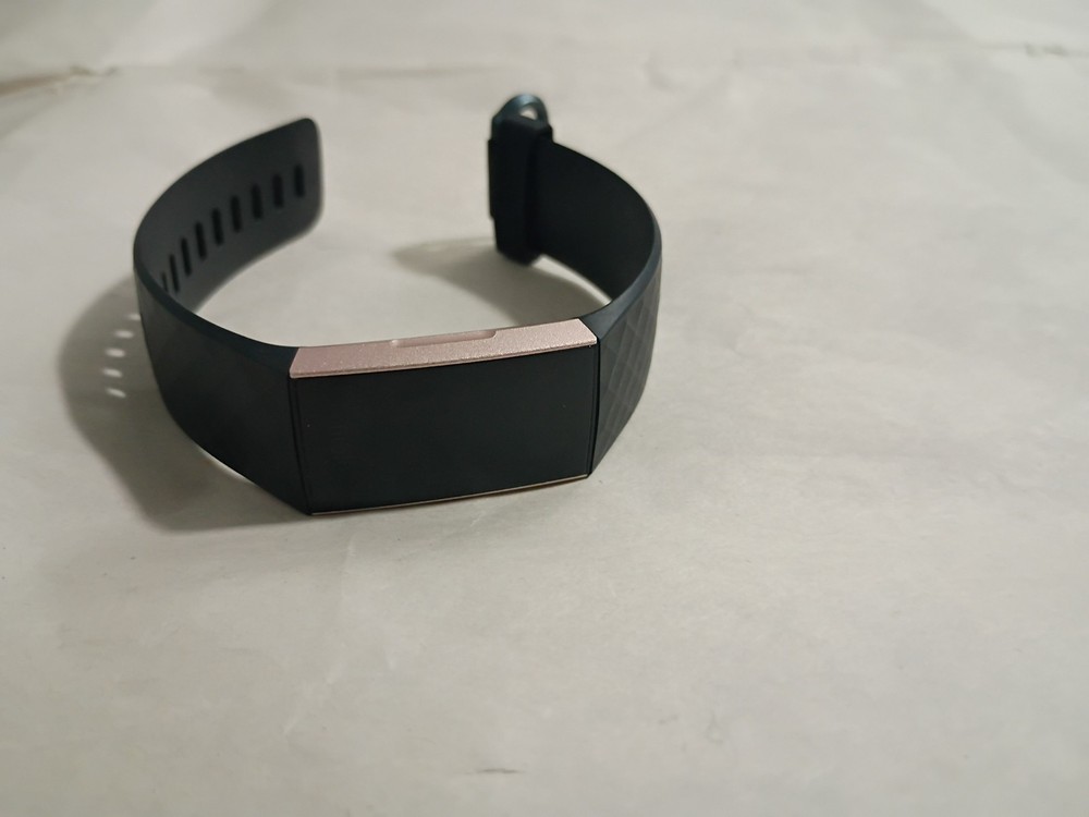 Fitbit Charge Tracker For Parts only