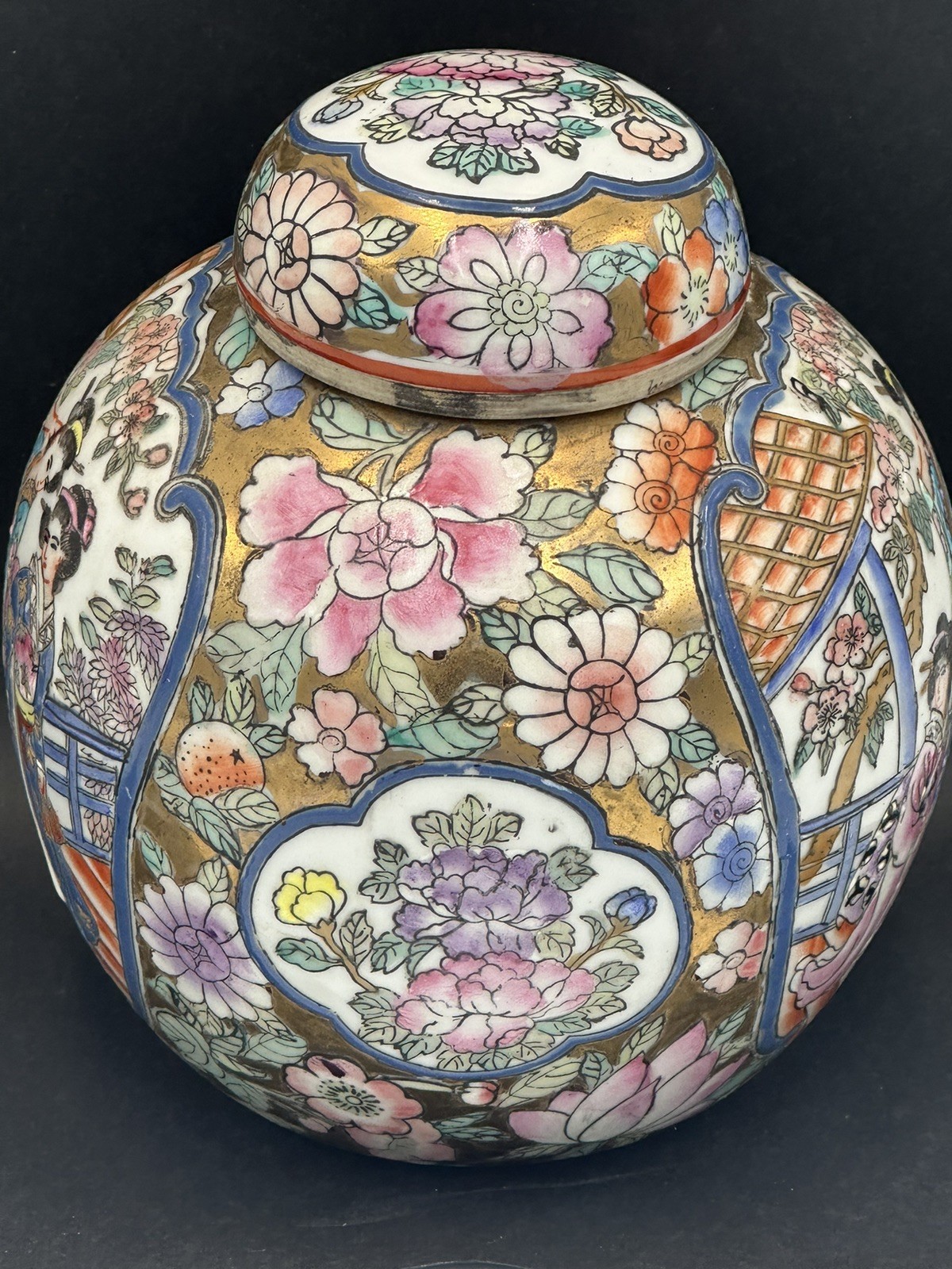 Vintage Chinese Ginger Jar w Lid Famille Rose Gold Satsuma Style Moriage 1960s