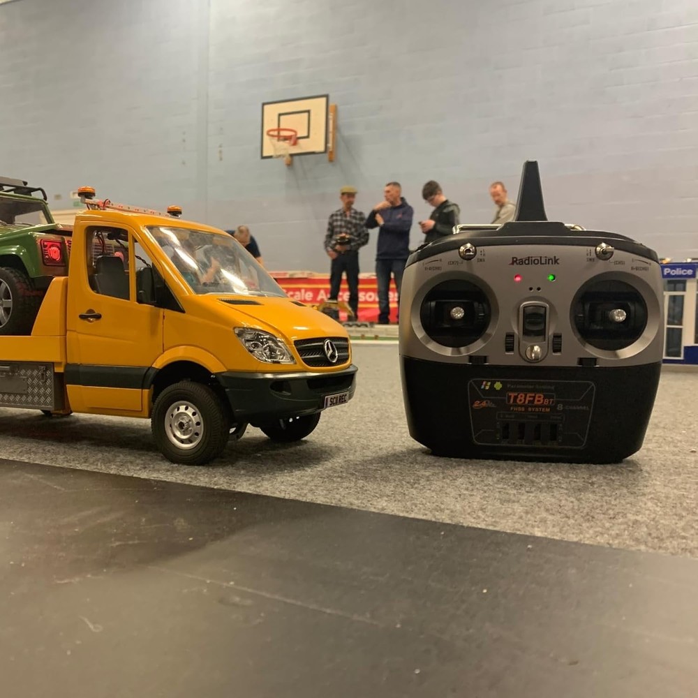 8 Channels 2.4GHz RC Remote Transmitter and R8EF Receiver APP Parameter Setup...