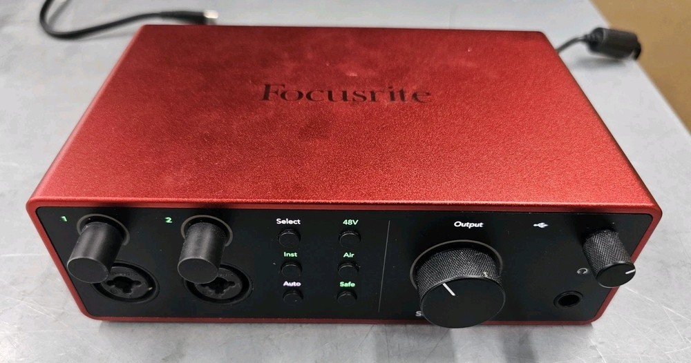 Focusrite Scarlett 4i4 (4th Gen) USB Audio Interface
