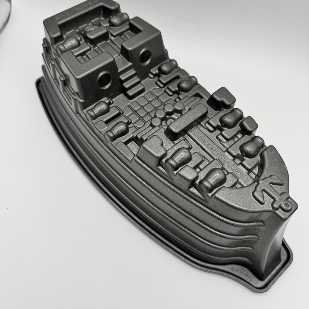 Nordic Ware Pirate Ship Cake Pan RARE HTF