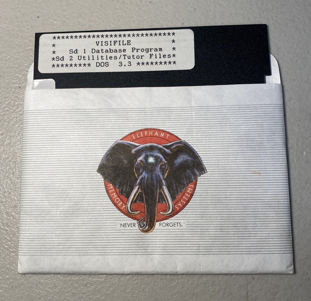 Vintage Apple II DOS 3.3 VISIFILE Database Program 5.25” Floppy Disk