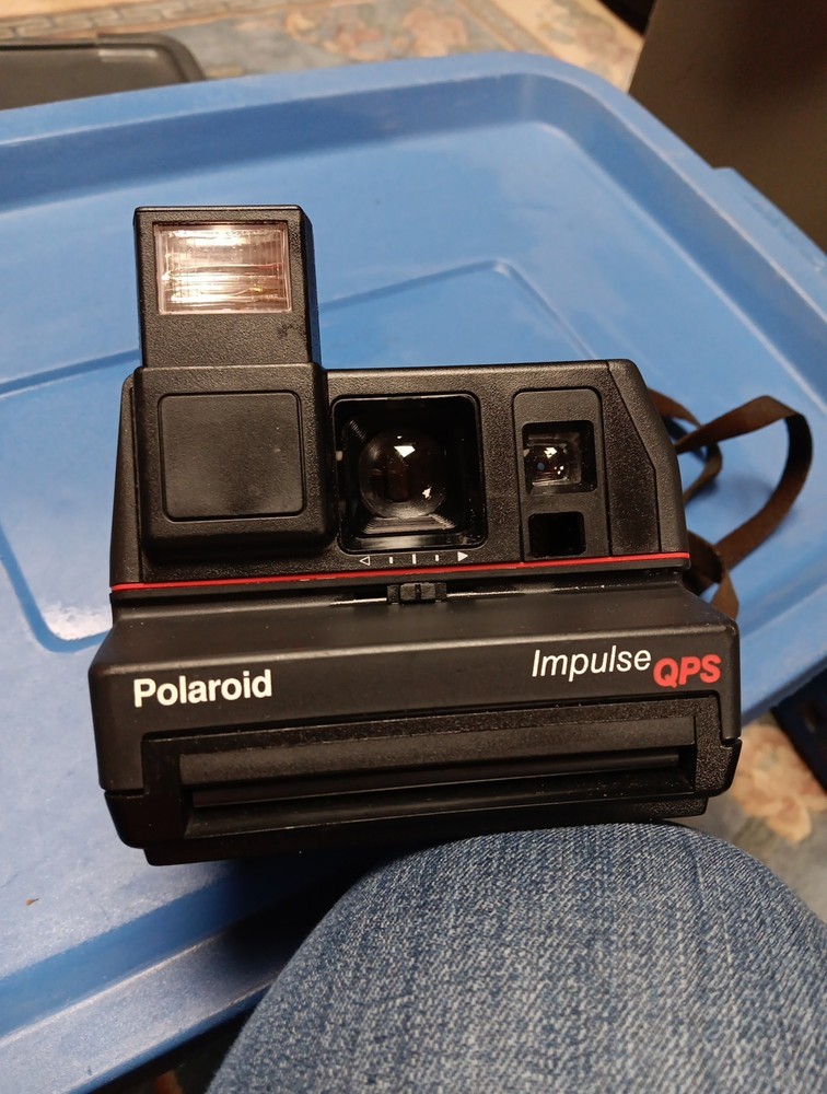 Polaroid Impulse QPS Instant Film Camera with strap !(Untested)!