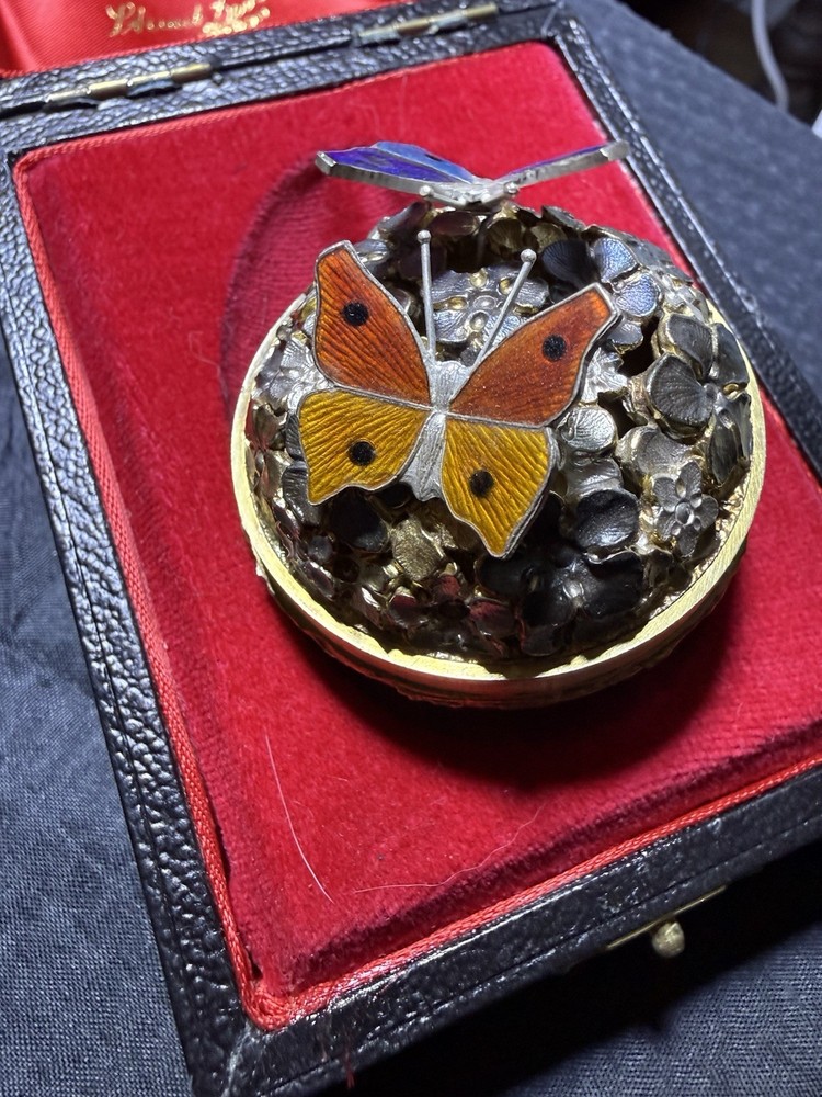 Stuart Devlin Silver Gilt Surprise Easter Egg Box No. 101 Enamel Butterflies