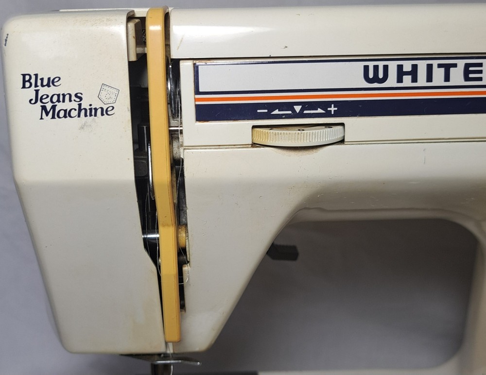 WHITE MODEL 1599 Precision ZIG ZAG Blue Jeans Sewing Machine Vintage WORKING