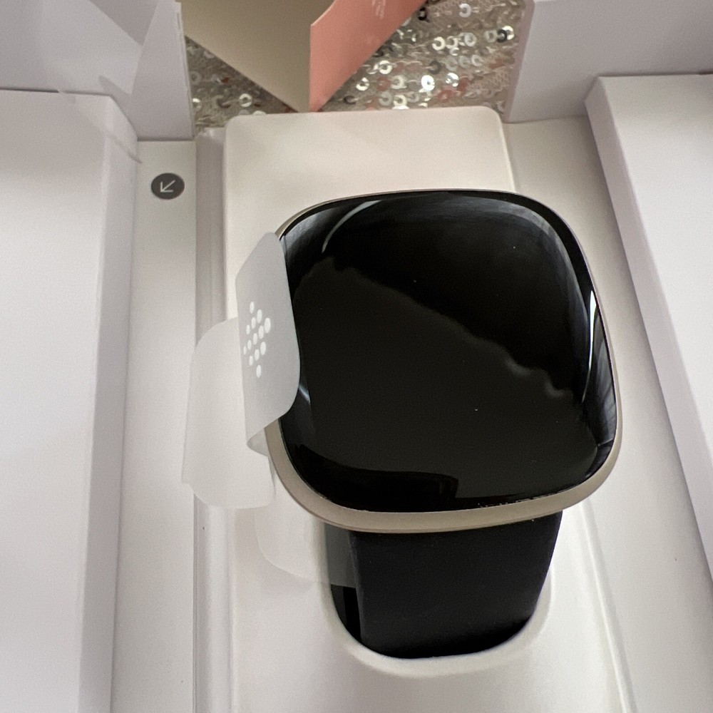 Fitbit Versa 3 Smart Watch + GPS
