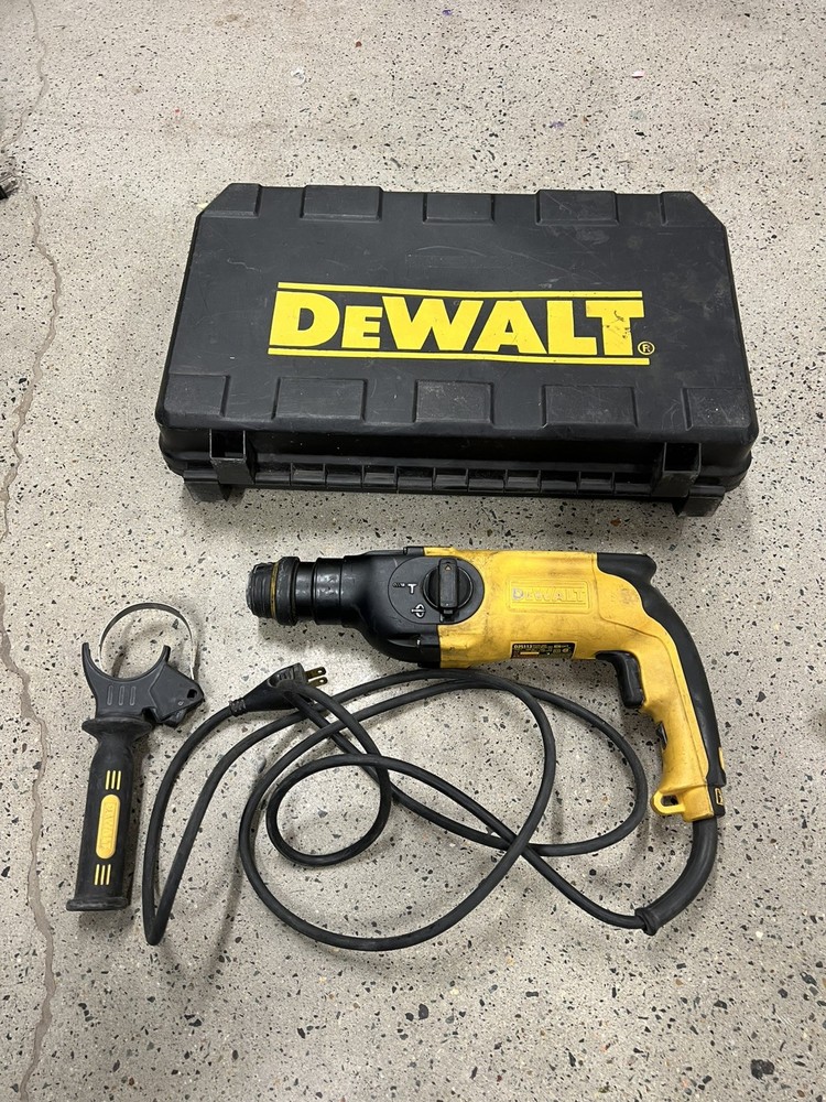 DEWALT D25113 1” SDS PLUS ROTARY HAMMER DRILL