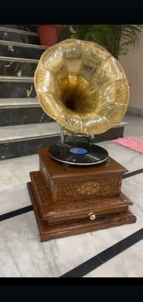 Antique HMV Gramophone Fully Functional Working Phonograph win-up record player