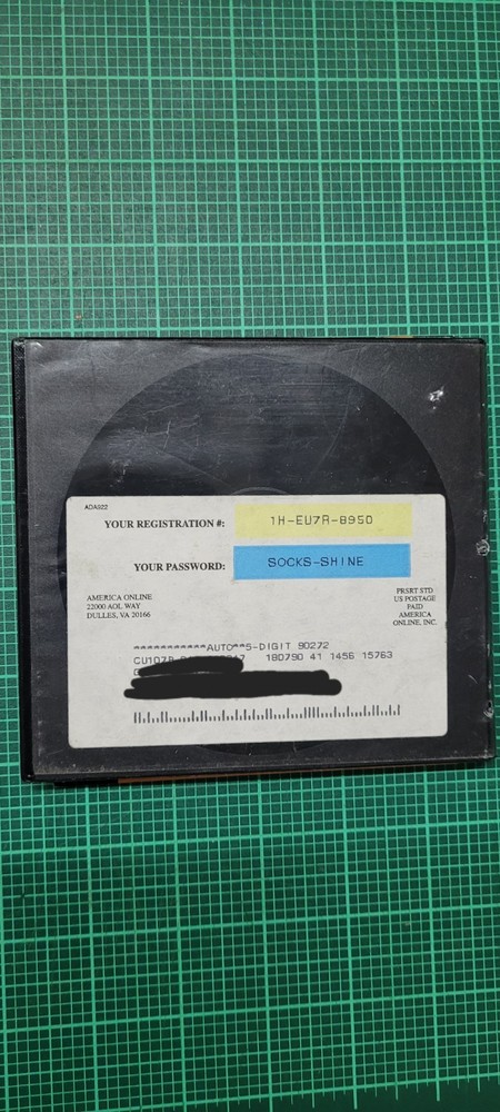 2001 EarthLink - Windows 95/98 v. 5.06, Mac v. 2.5 - CD Internet Access Software