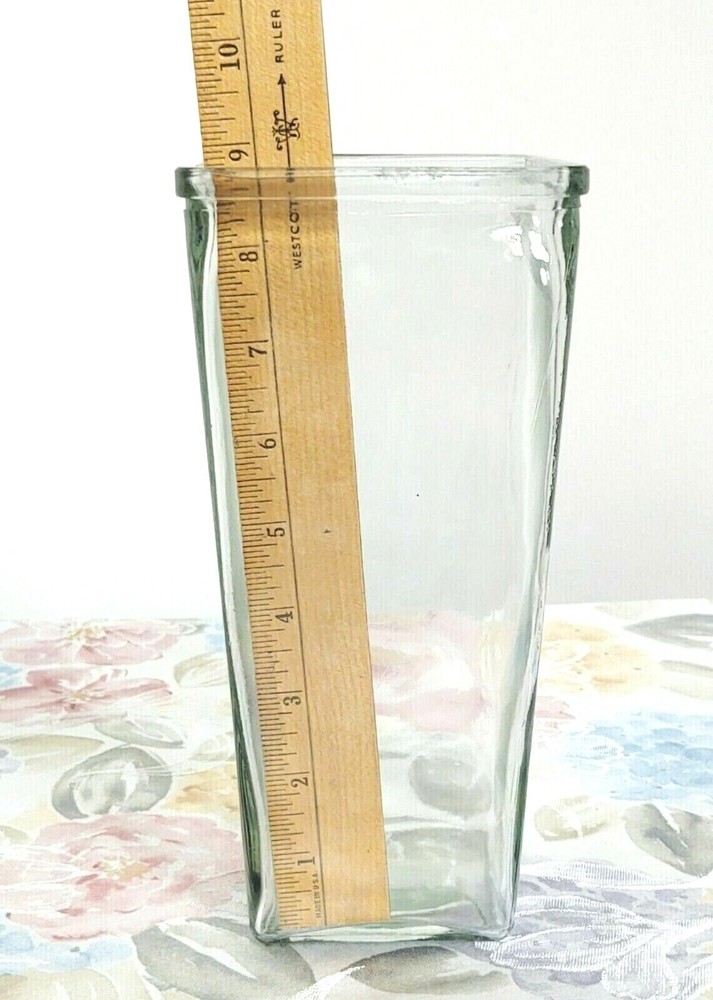 GLASS VASE SQUARE