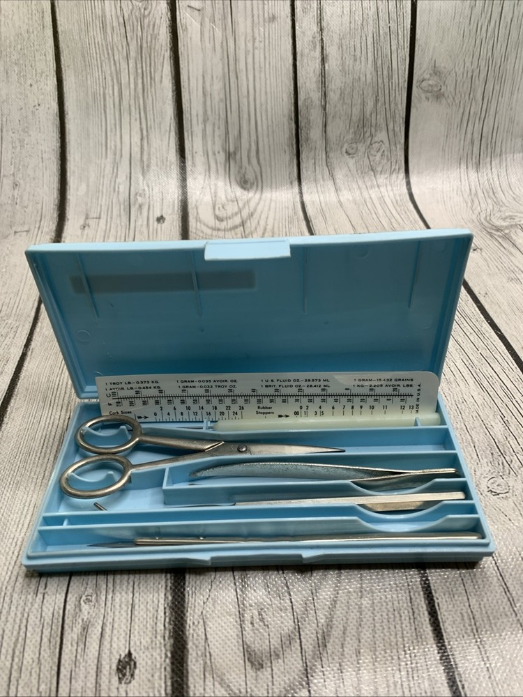 Hamilton-Bell Co. Dissection Lab Kit - circa 1990's
